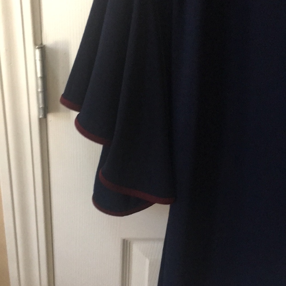 Dress - Picture 6 of 9